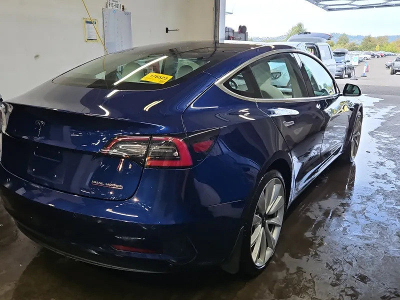 Used 2018 Tesla Model 3 Long Range AWD/4WD image 4