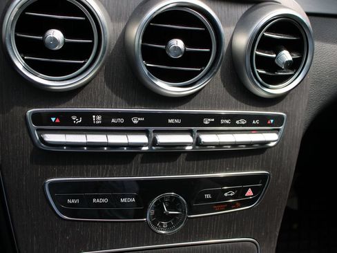 Used 2019 Mercedes-Benz C 300 4MATIC Coupe image 11