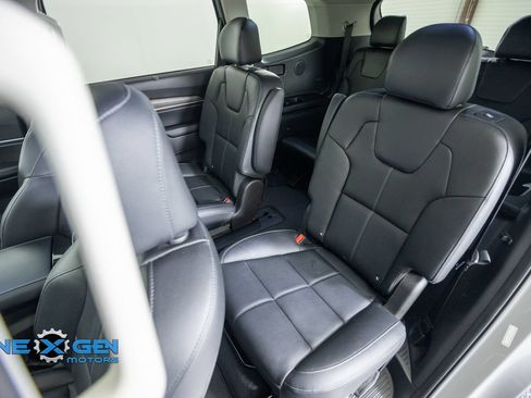Used 2022 Kia Telluride SX w/ Nightfall Edition Package AWD/4WD image 33
