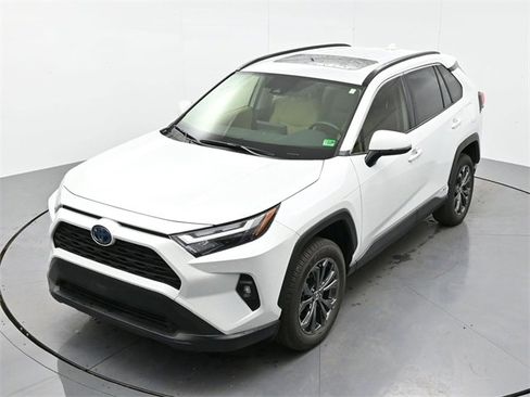 Used 2023 Toyota RAV4 XLE Premium image 37