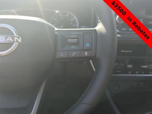 New 2026 Nissan Rogue SV image 25