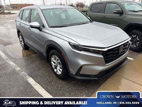 Used 2024 Honda CR-V LX image 1