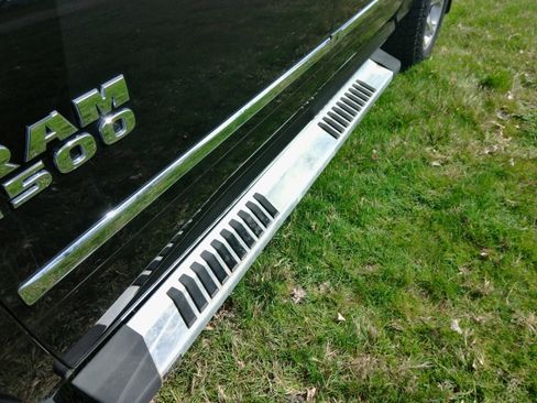 Used 2017 RAM 1500 Big Horn AWD/4WD image 13