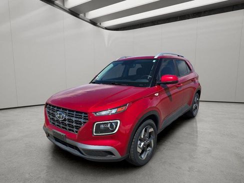 Used 2023 Hyundai Venue Limited FWD image 1