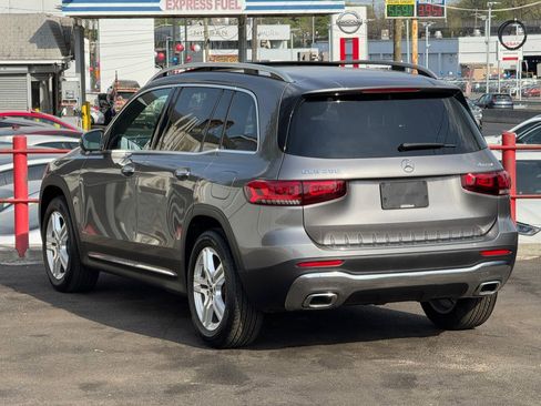 Used 2021 Mercedes-Benz GLB 250 4MATIC image 14