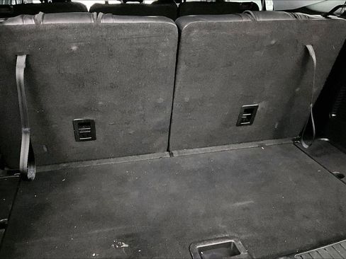 Certified 2022 Ford Explorer XLT w/ Equipment Group 202A image 35