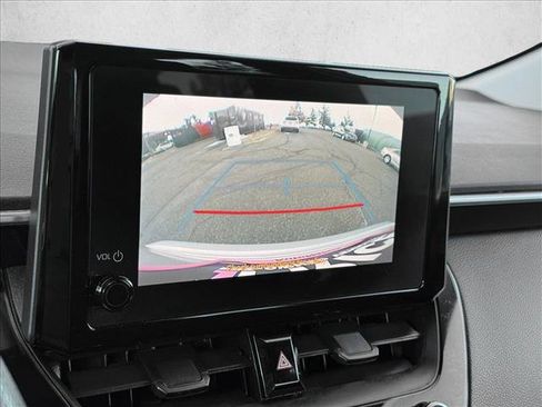 Used 2023 Toyota Corolla LE image 14