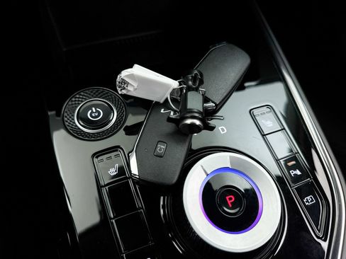 Certified 2023 Kia Niro Wind FWD image 37
