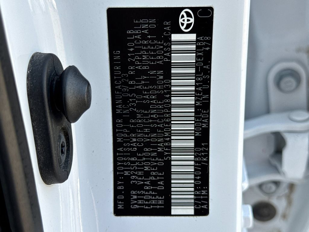 Used 2024 Toyota Corolla LE FWD image 30