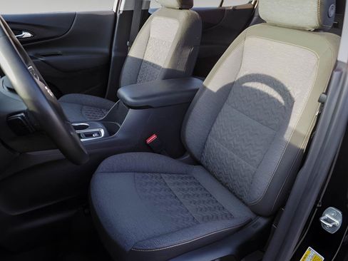 Used 2023 Chevrolet Equinox LT FWD image 22