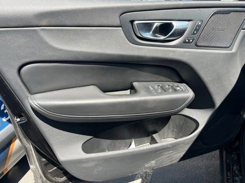 Used 2024 Volvo XC60 B5 Plus w/ Protection Package Premier AWD/4WD image 16