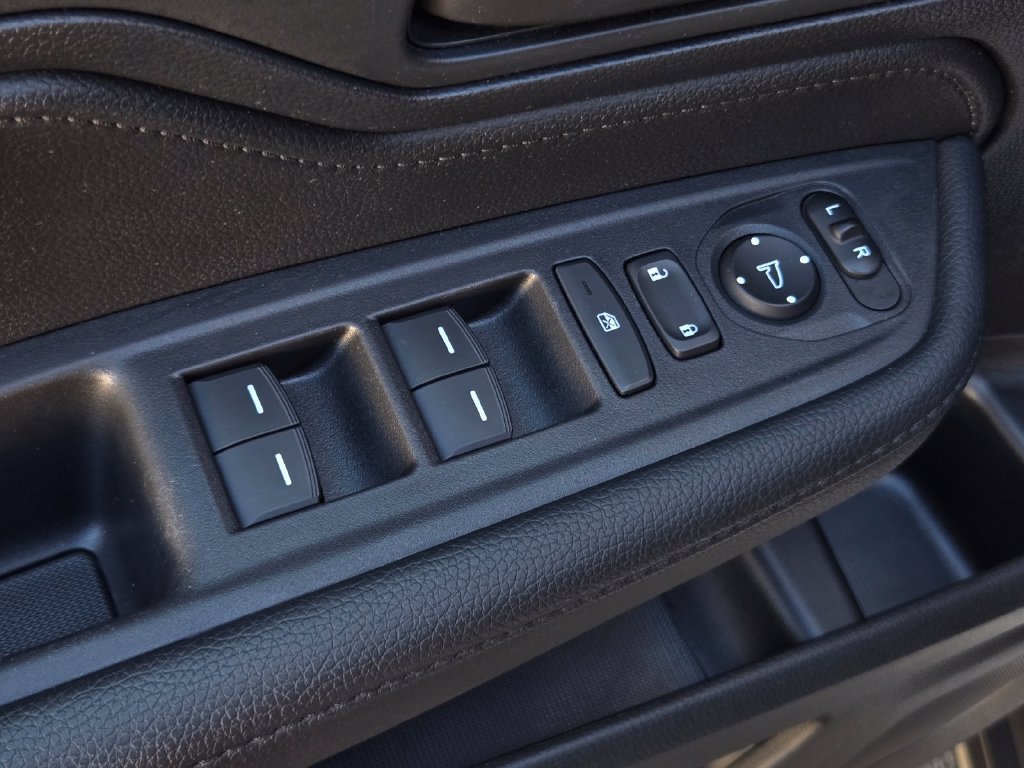Used 2025 Honda Odyssey EX-L image 12