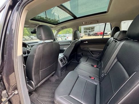Certified 2023 Volkswagen Atlas SE w/ Panoramic Sunroof Package AWD/4WD image 10