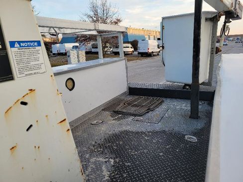 Used 2017 RAM 5500 Tradesman image 8