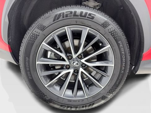 Used 2024 Lexus NX 250 FWD image 19