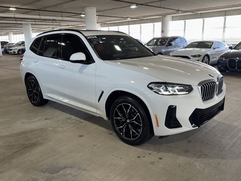 Certified 2024 BMW X3 xDrive30i w/ Premium Package image 2