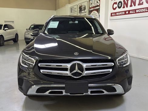 Used 2020 Mercedes-Benz GLC 300 4MATIC image 3