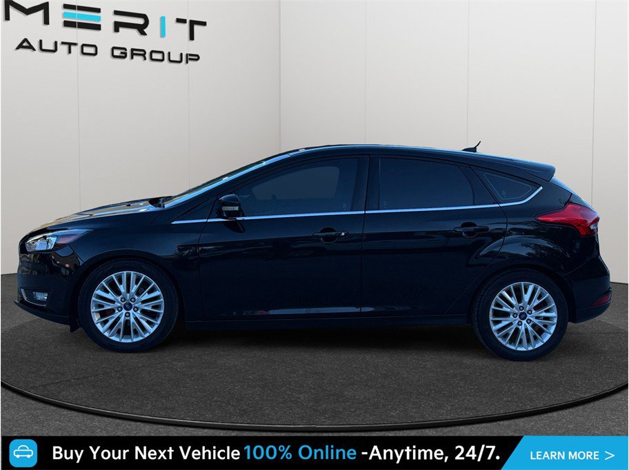 Used 2015 Ford Focus Titanium w/ Titanium Cold Weather Package FWD image 5