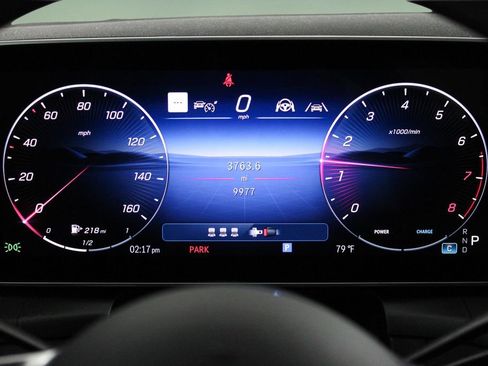 Used 2026 Mercedes-Benz GLC 300 4MATIC image 34