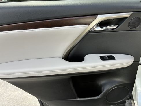 Used 2020 Lexus RX 350 AWD w/ Premium Package image 18