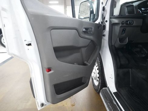 Used 2023 Ford Transit 250 Low Roof AWD w/ Exterior Upgrade Package image 26
