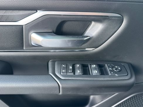 New 2026 RAM 1500 4x4 Crew Cab image 10