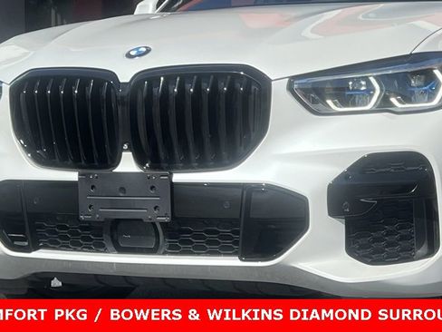 Used 2023 BMW X5 M50i w/ Executive Package image 3