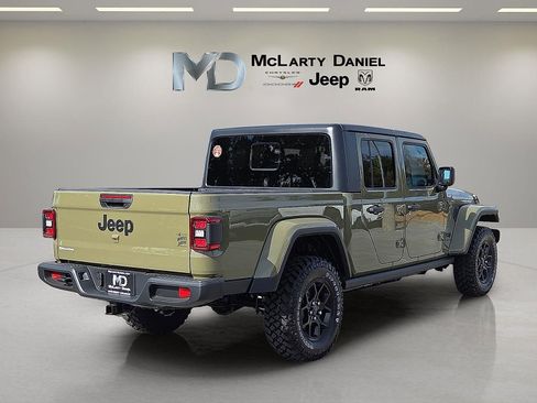 New 2026 Jeep Gladiator Willys AWD/4WD image 5
