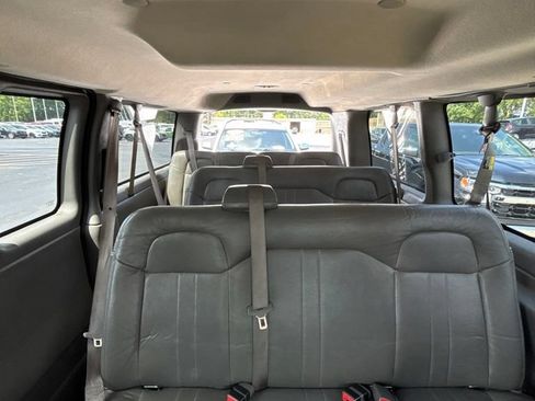 Certified 2018 Chevrolet Express 3500 LS RWD image 11