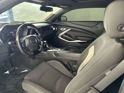 Used 2022 Chevrolet Camaro LT image 28