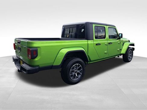 New 2025 Jeep Gladiator Sport AWD/4WD image 6