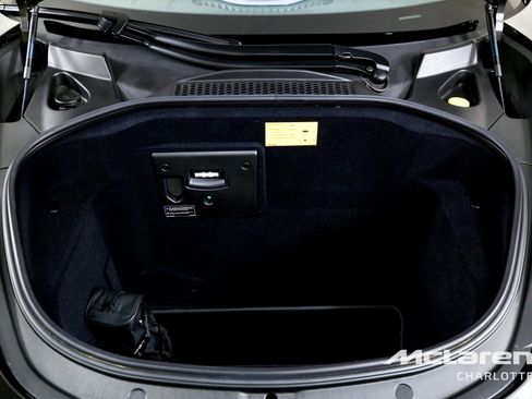 Used 2025 McLaren Artura Spider image 18