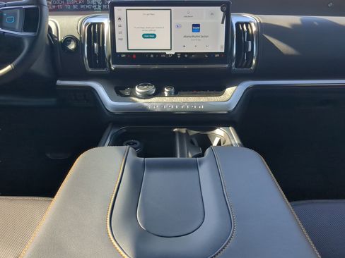 New 2026 Ford Expedition Tremor image 48