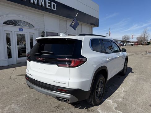 Used 2026 GMC Acadia Elevation image 5
