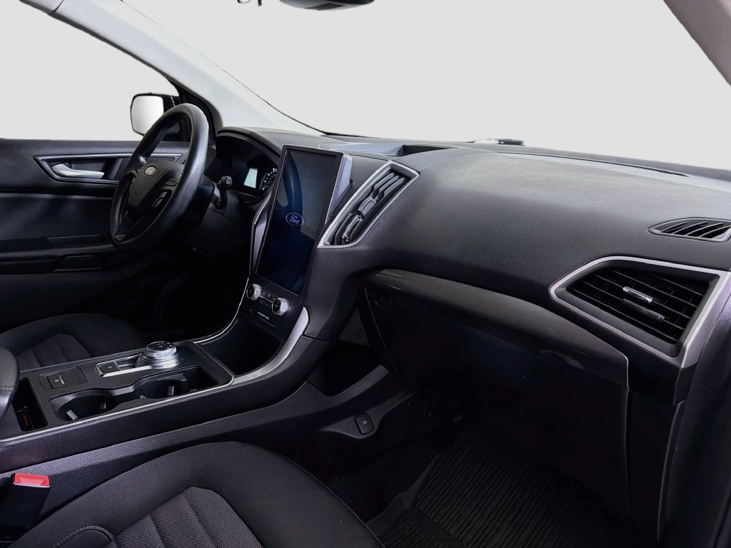 Used 2022 Ford Edge SE w/ Black Appearance Package AWD/4WD image 28