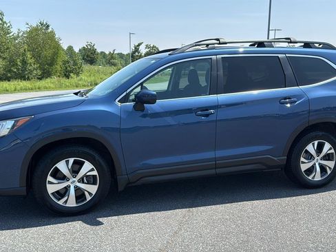 Used 2021 Subaru Ascent Premium w/ Convenience Package AWD/4WD image 11