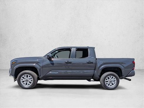 Used 2025 Toyota Tacoma SR5 RWD image 2