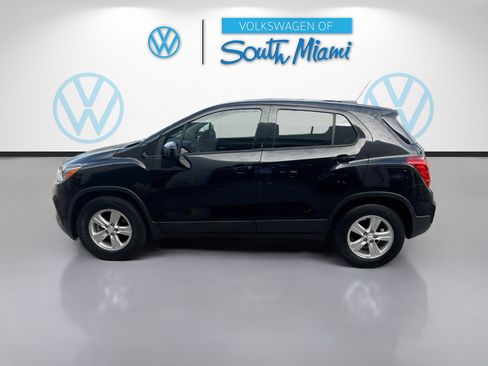 Used 2019 Chevrolet Trax LS FWD image 4