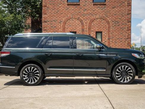 Used 2024 Lincoln Navigator L Black Label AWD/4WD image 4