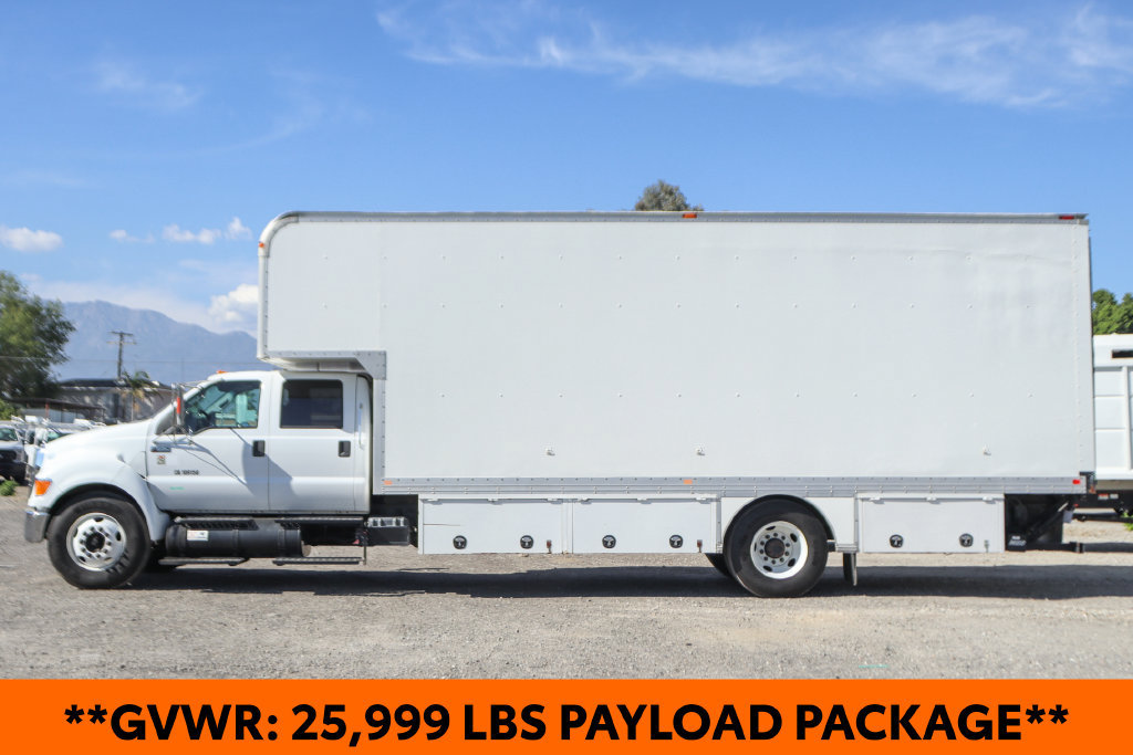 Used 2015 Ford F650 2WD Crew Cab Super Duty image 4