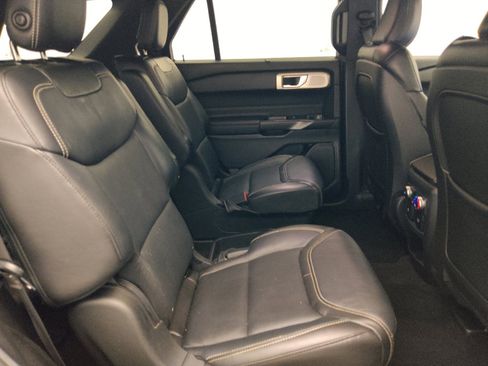 Used 2020 Ford Explorer ST w/ Premium Technology Package AWD/4WD image 19