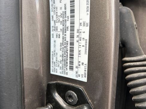 Used 2018 Ford F150 Lariat w/ Equipment Group 502A Luxury AWD/4WD image 34