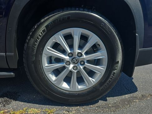 Used 2024 Toyota Grand Highlander FWD image 31