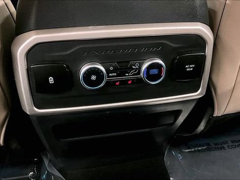 Used 2024 Ford Expedition Max Limited image 34