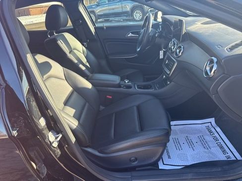 Used 2019 Mercedes-Benz GLA 250 4MATIC image 13