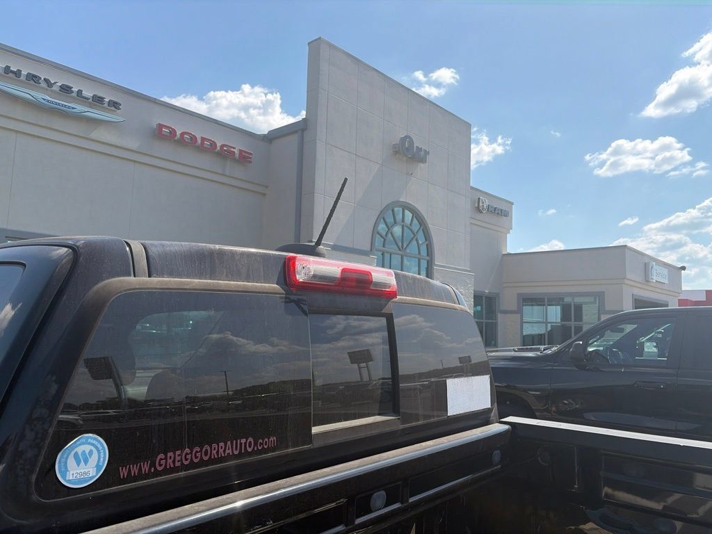 Used 2018 GMC Canyon SLE w/ SLE Convenience Package AWD/4WD image 9