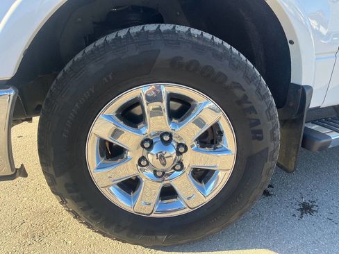 Used 2014 Ford F150 Lariat w/ Equipment Group 502A Luxury image 24