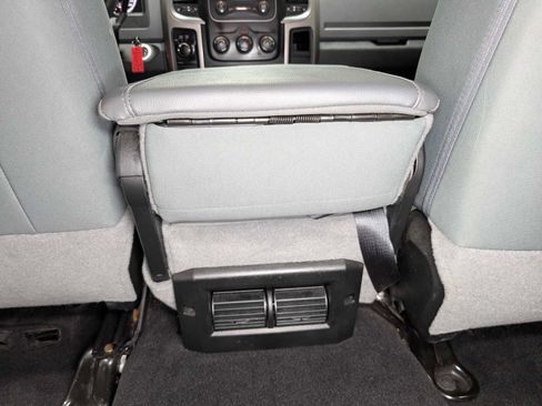 Used 2018 RAM 2500 SLT image 20