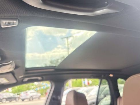 Used 2022 BMW X5 xDrive40i AWD/4WD image 25