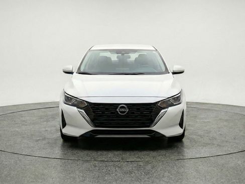 Used 2025 Nissan Sentra S image 2